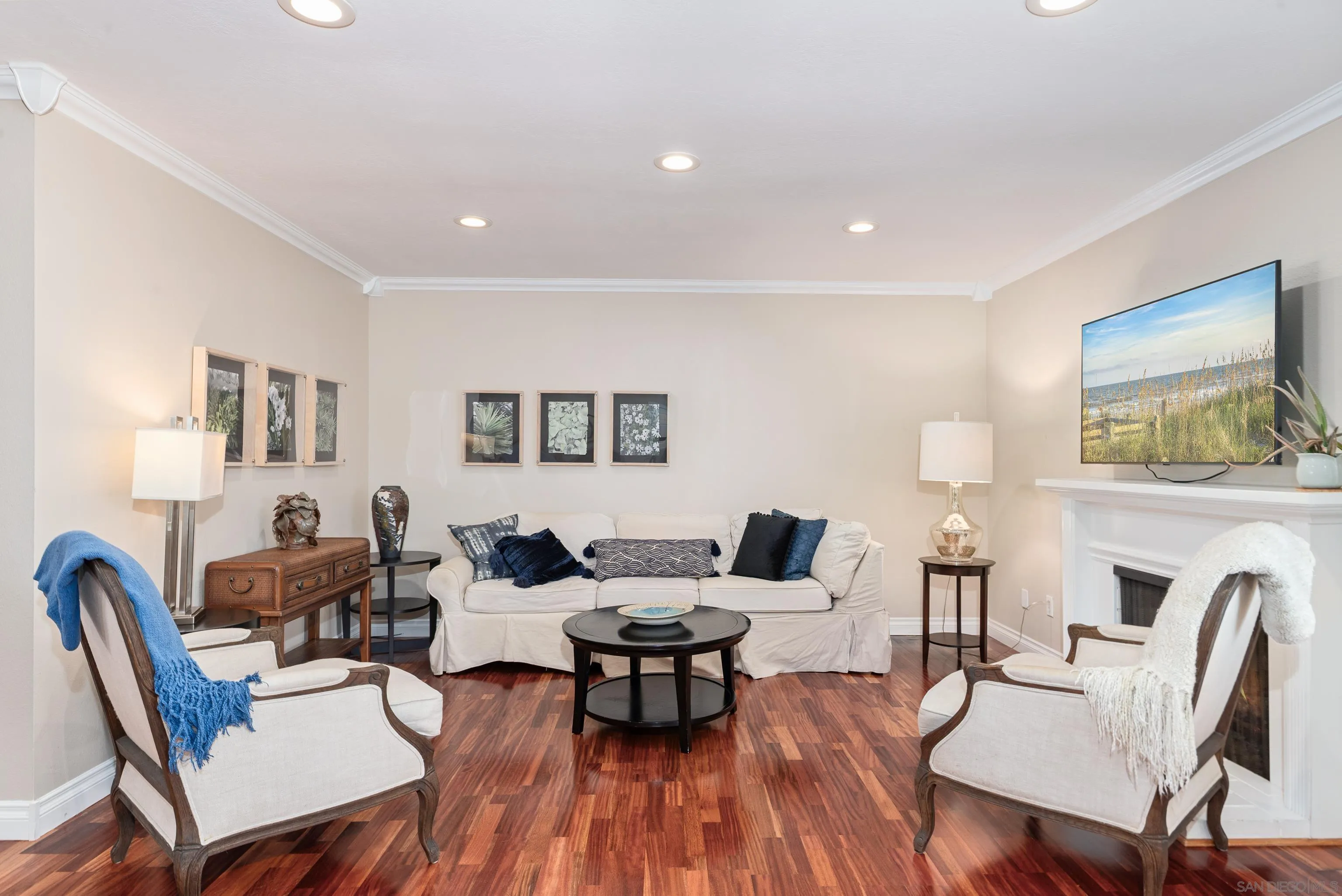 https://cdn.realtyfeed.com/cdn/127/250032294/0329d61fd104d96caba9a19f3377ae29.webp