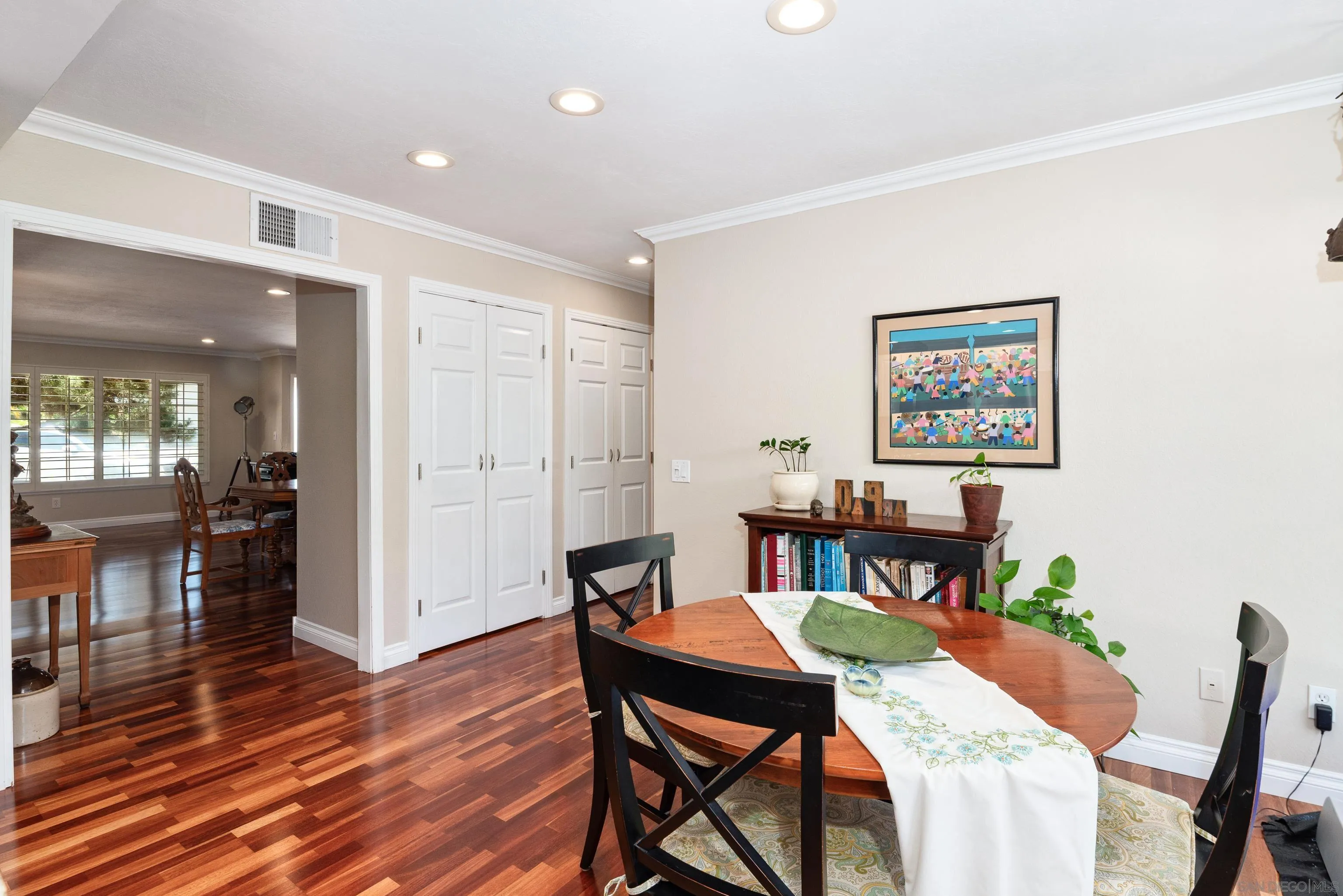 https://cdn.realtyfeed.com/cdn/127/250032294/492322a6b1b8f29ca1d737a75ae82104.webp