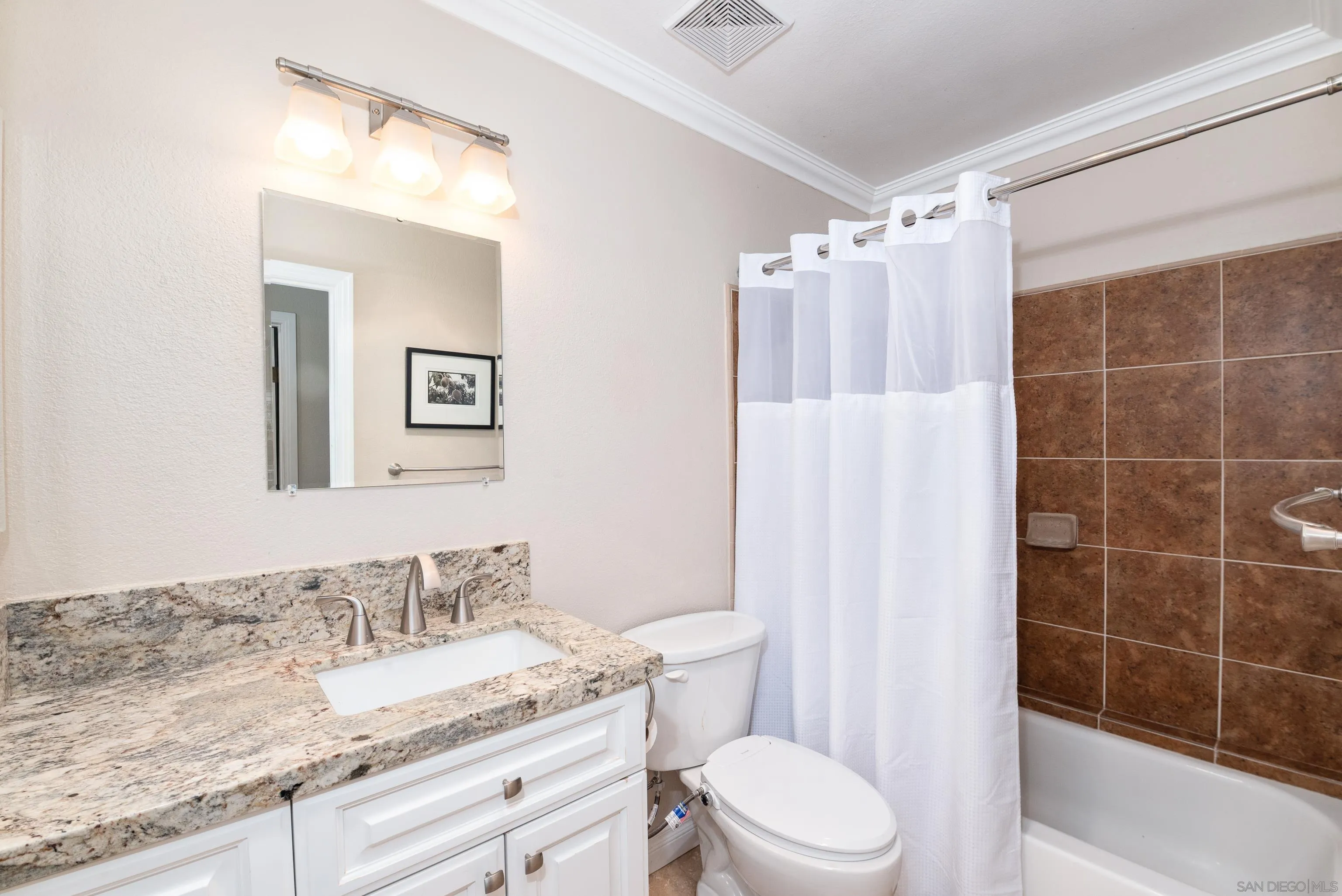https://cdn.realtyfeed.com/cdn/127/250032294/cac847fd8e88e5cb4d6dc289710f5263.webp