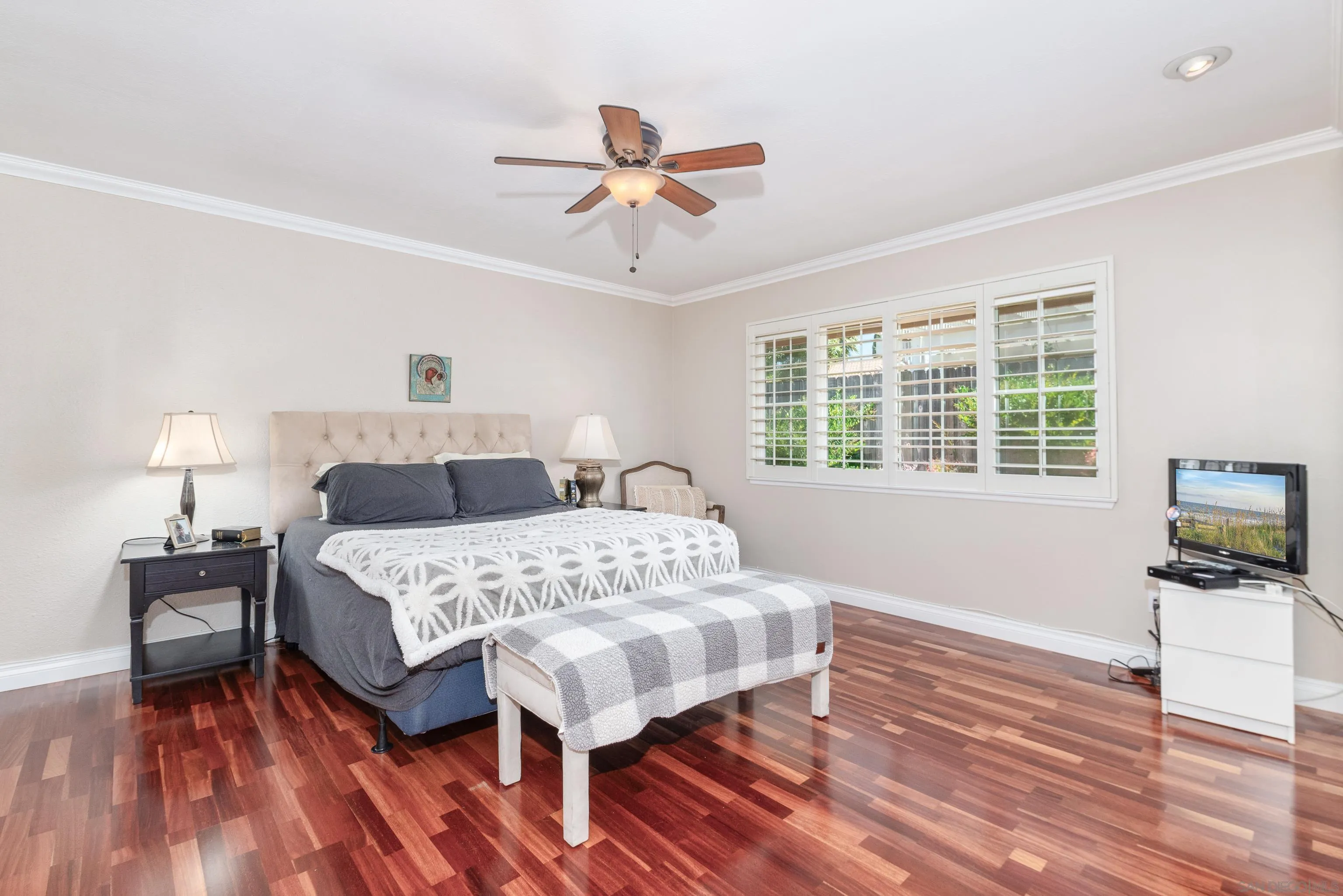 https://cdn.realtyfeed.com/cdn/127/250032294/d06a374867e3bf7cb241f9466f4ed40c.webp