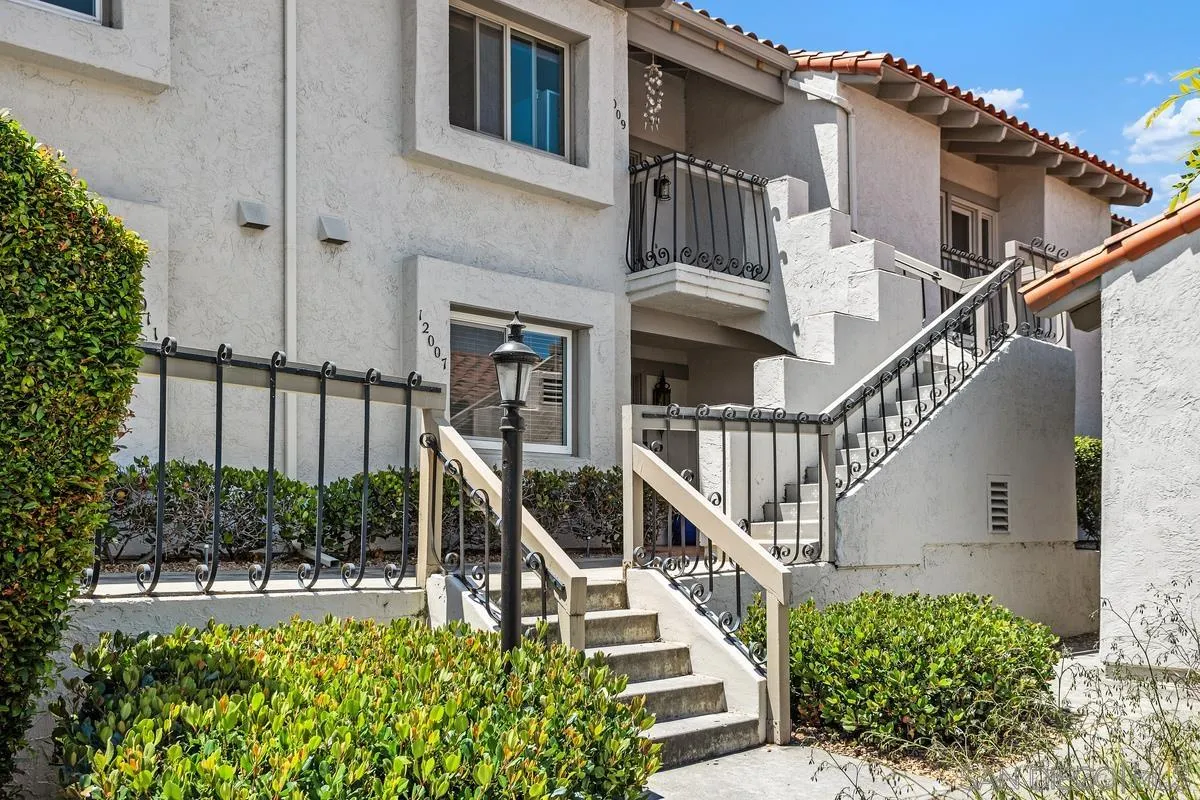 Photo #38: 250032298 Listing: Photo #38
