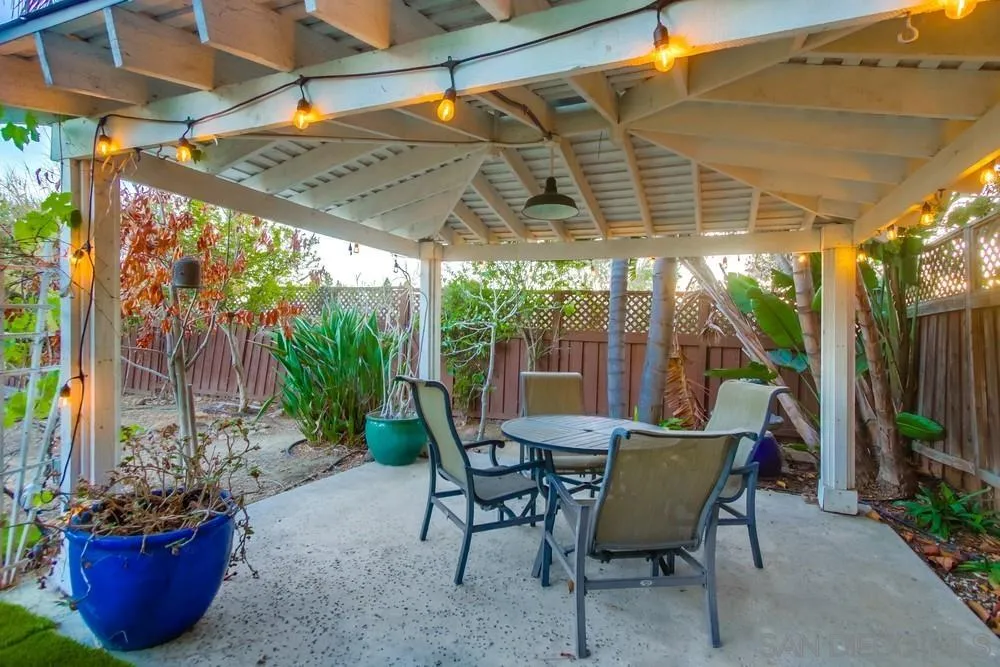 https://cdn.realtyfeed.com/cdn/127/250032306/02d15098b1434cac80d06445446e6cbd.webp