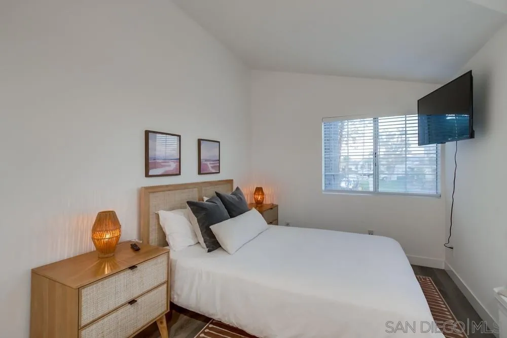 https://cdn.realtyfeed.com/cdn/127/250032306/167a1c4c3e78dbd2f5de7872c81df92c.webp