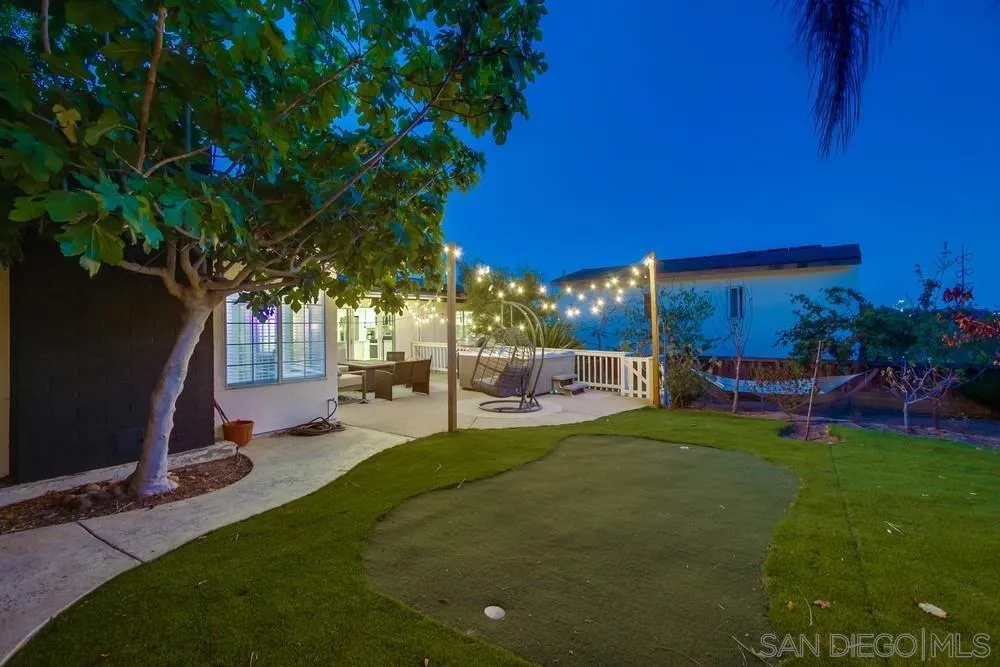 https://cdn.realtyfeed.com/cdn/127/250032306/20838ddff652c0b455ef44070ae0035d.webp