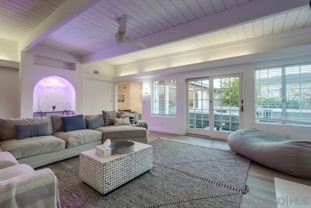 https://cdn.realtyfeed.com/cdn/127/250032306/23da62576cf38330fcf93a24633b4a7c.webp