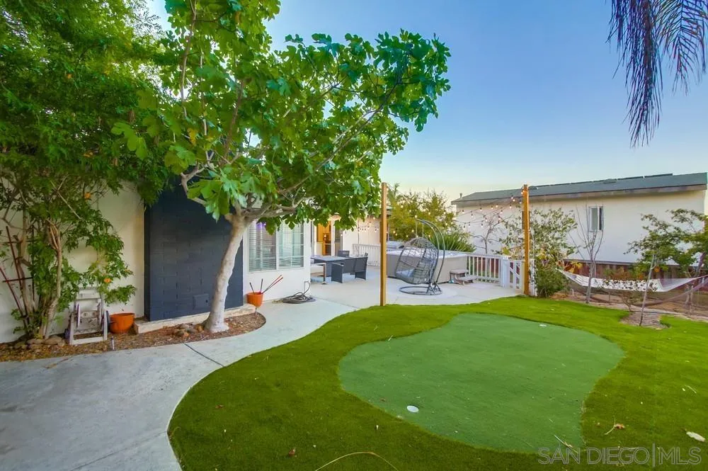 https://cdn.realtyfeed.com/cdn/127/250032306/2940cbfa0230e634dc567bb63f089606.webp