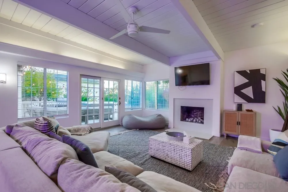 https://cdn.realtyfeed.com/cdn/127/250032306/8a3371a07b3be272af7add9a20a63568.webp