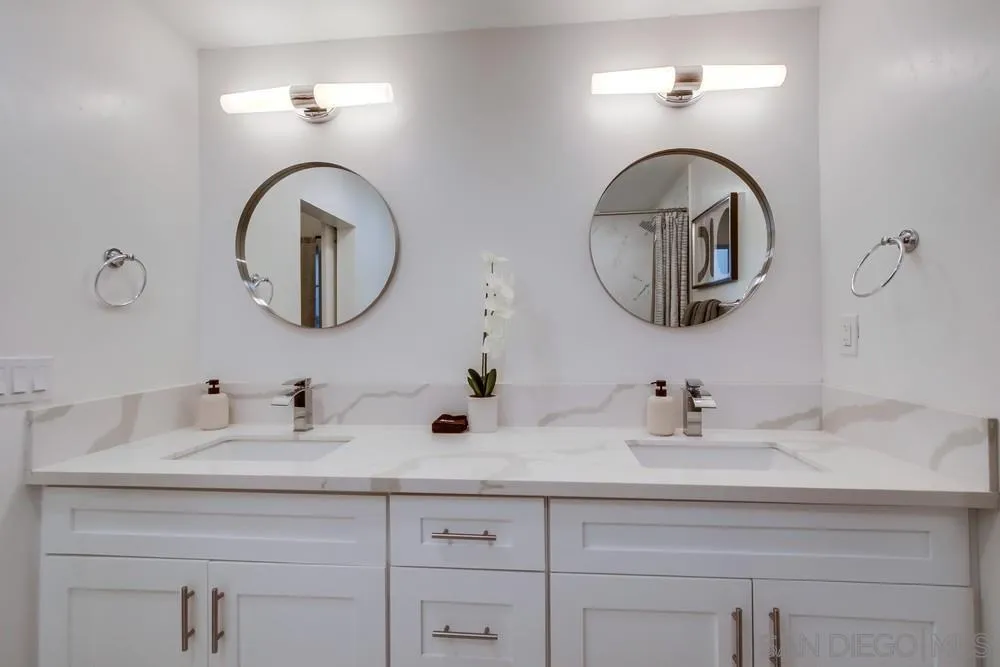 https://cdn.realtyfeed.com/cdn/127/250032306/8f67de969df31b58cdf8c9cc67f60d89.webp