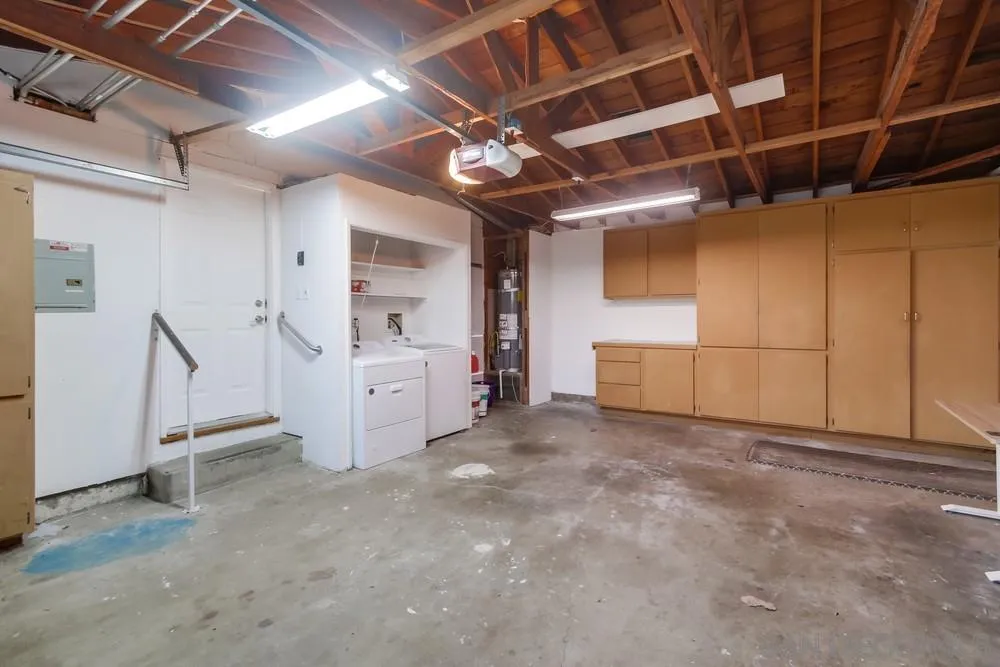 https://cdn.realtyfeed.com/cdn/127/250032306/9cf0bc1292d95961e424a3a3458aafc0.webp