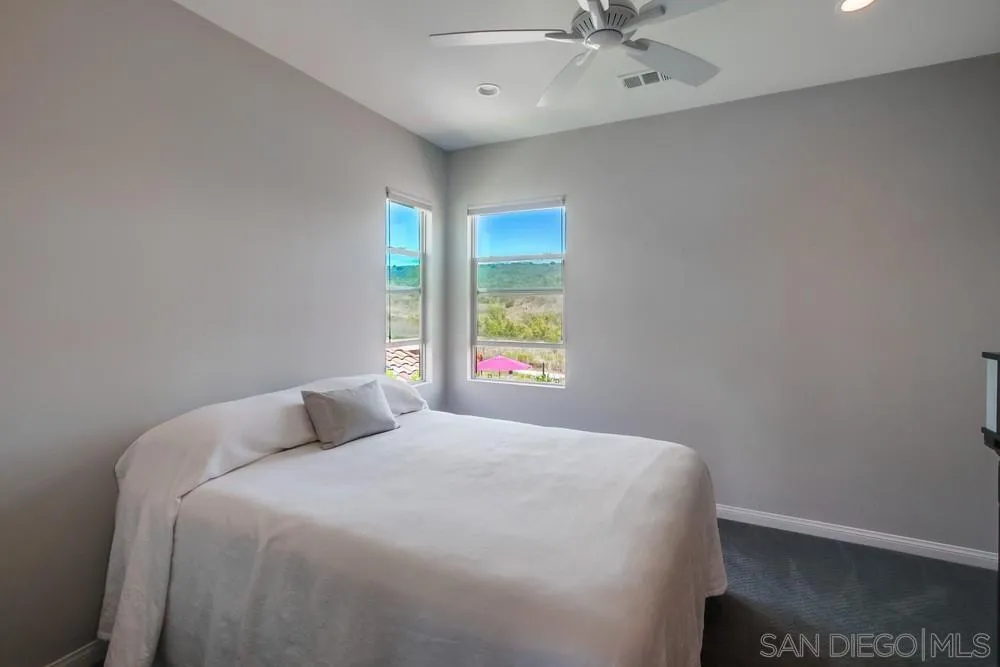 https://cdn.realtyfeed.com/cdn/127/250032328/bbe6c23248c8cd982de5ec6879eaac01.webp