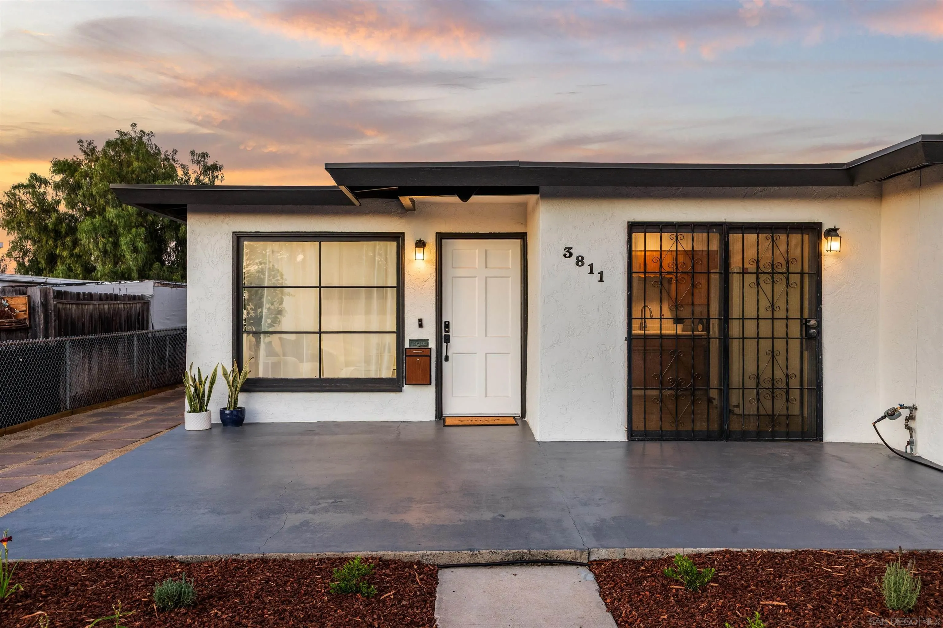 https://cdn.realtyfeed.com/cdn/127/250032330/7c60d17a0f654ba0f24c613290e55b03.webp