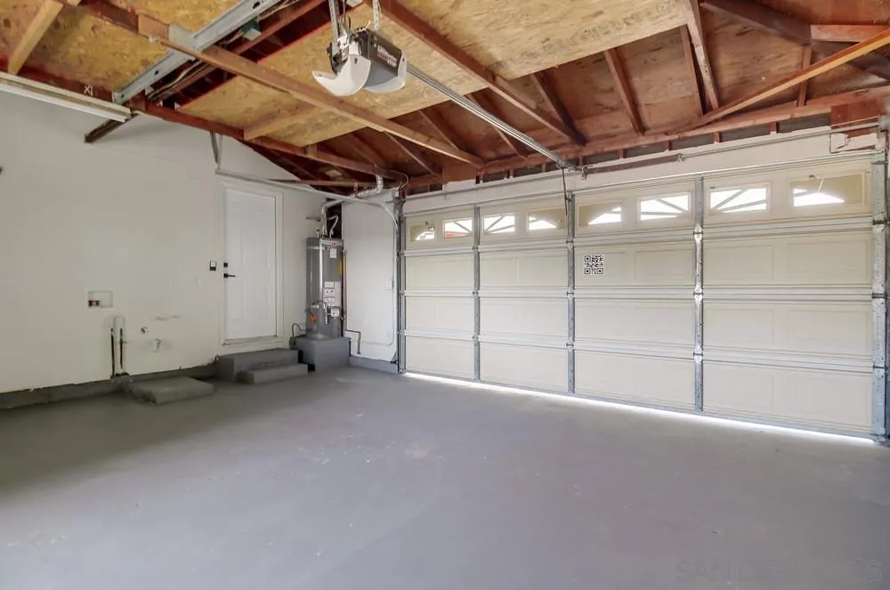 https://cdn.realtyfeed.com/cdn/127/250032346/2574129054a54f651121ee91bf91d53b.webp