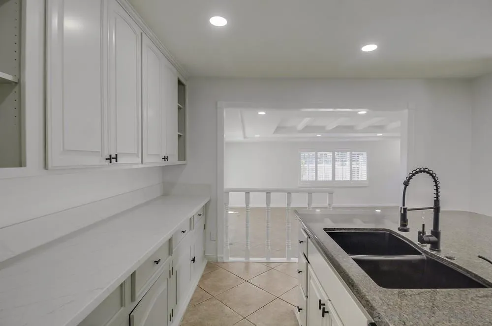 https://cdn.realtyfeed.com/cdn/127/250032346/3a808597d9324f7cc1361333ba45e09f.webp