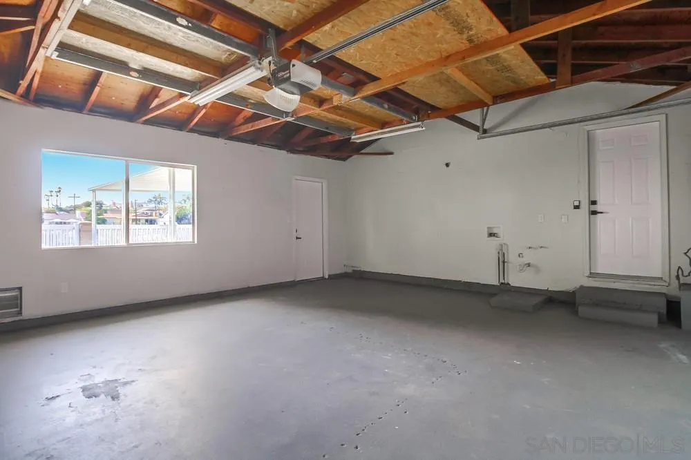 https://cdn.realtyfeed.com/cdn/127/250032346/3fda5238d051322159c7cd9f4e6bb56b.webp