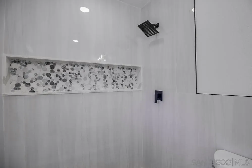 https://cdn.realtyfeed.com/cdn/127/250032346/8b3773353bade0e0bd5bd140421a56ad.webp