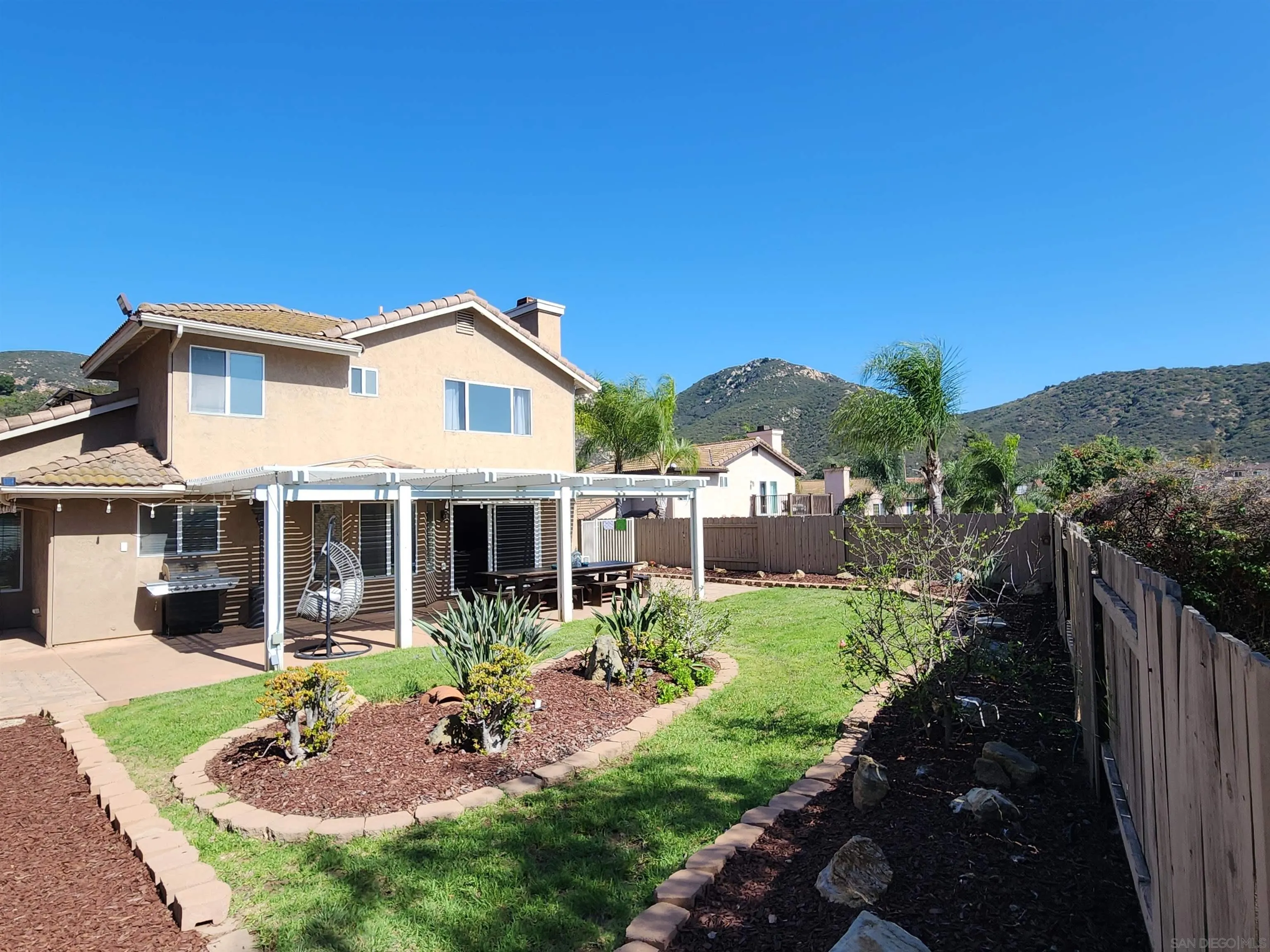 https://cdn.realtyfeed.com/cdn/127/250032351/18959acd0db177ab4443cb71dfad0cc7.webp