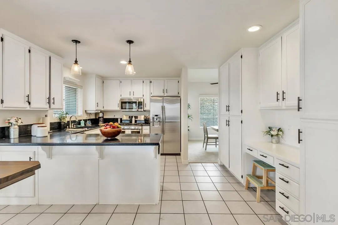 https://cdn.realtyfeed.com/cdn/127/250032351/679341118e22e10a8179323ead3ea7f7.webp