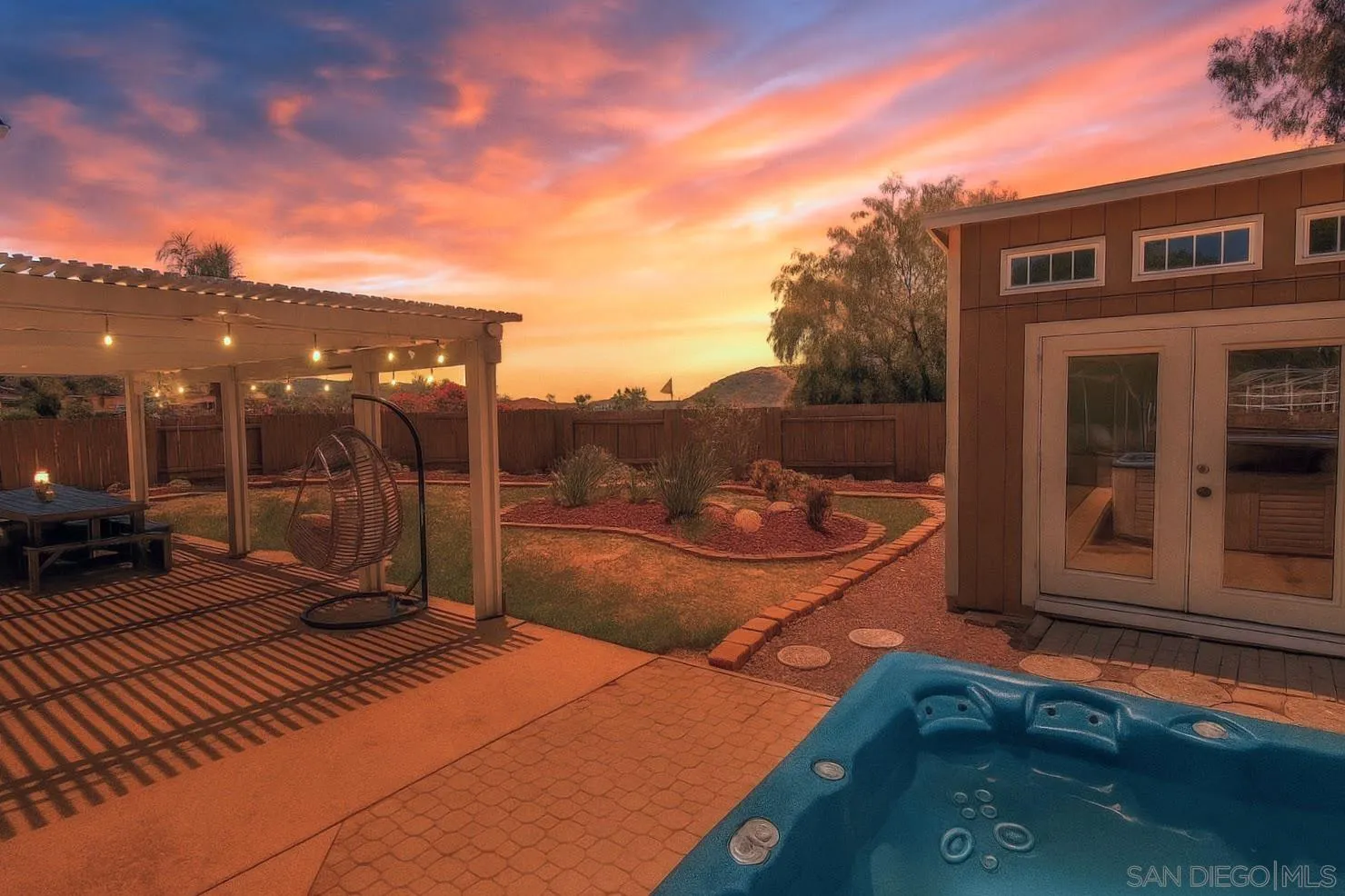https://cdn.realtyfeed.com/cdn/127/250032351/e42697cda8425c7496aec8c45fb09b35.webp