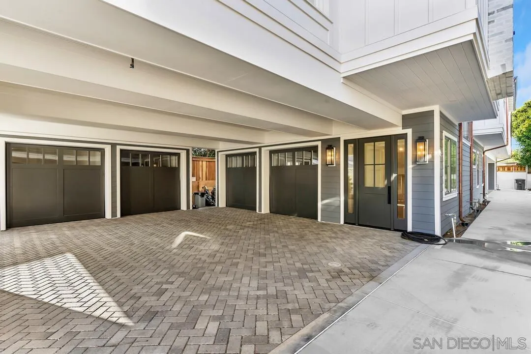 https://cdn.realtyfeed.com/cdn/127/250032363/55bbce8b8c50d25d0b05c7488243408c.webp
