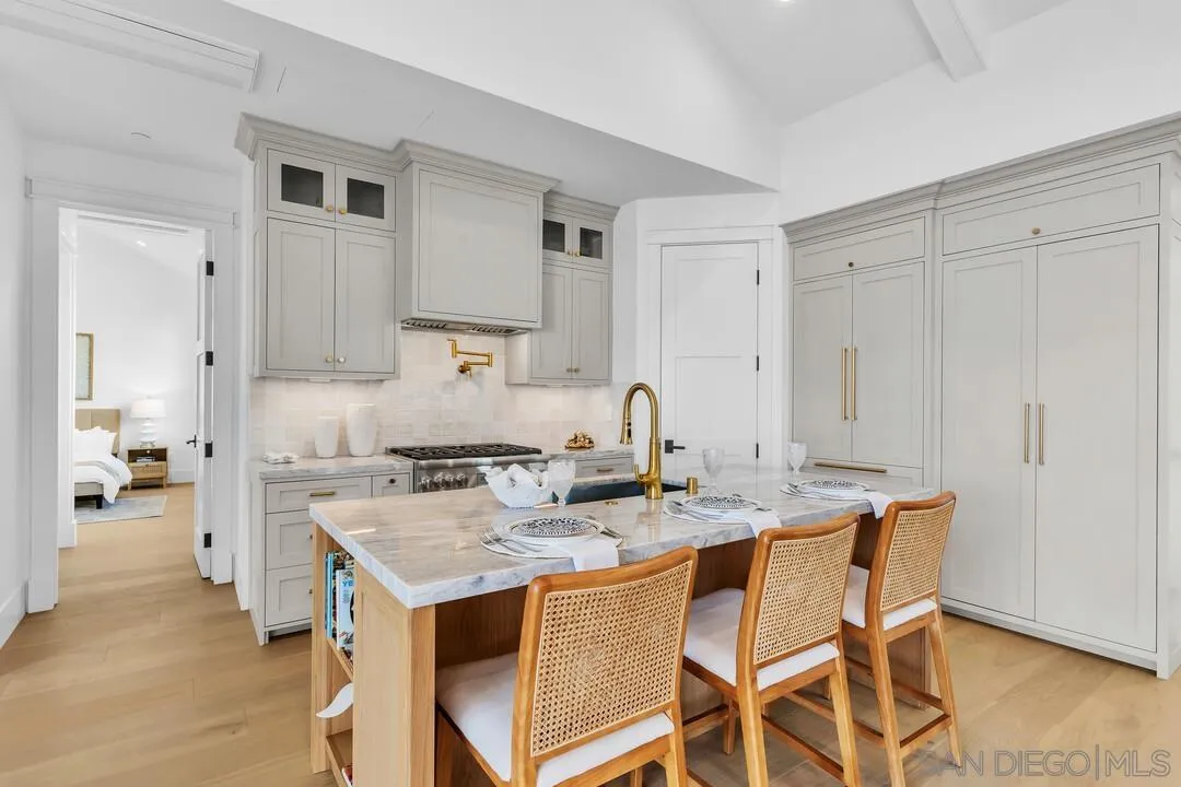 https://cdn.realtyfeed.com/cdn/127/250032363/6fb2be9a61672a474a71479865e8dedc.webp