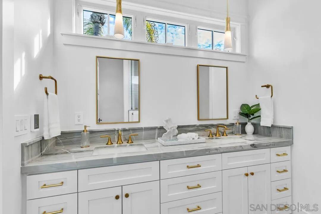 https://cdn.realtyfeed.com/cdn/127/250032363/75a59fdd27f504e71e0d028a07e990c9.webp