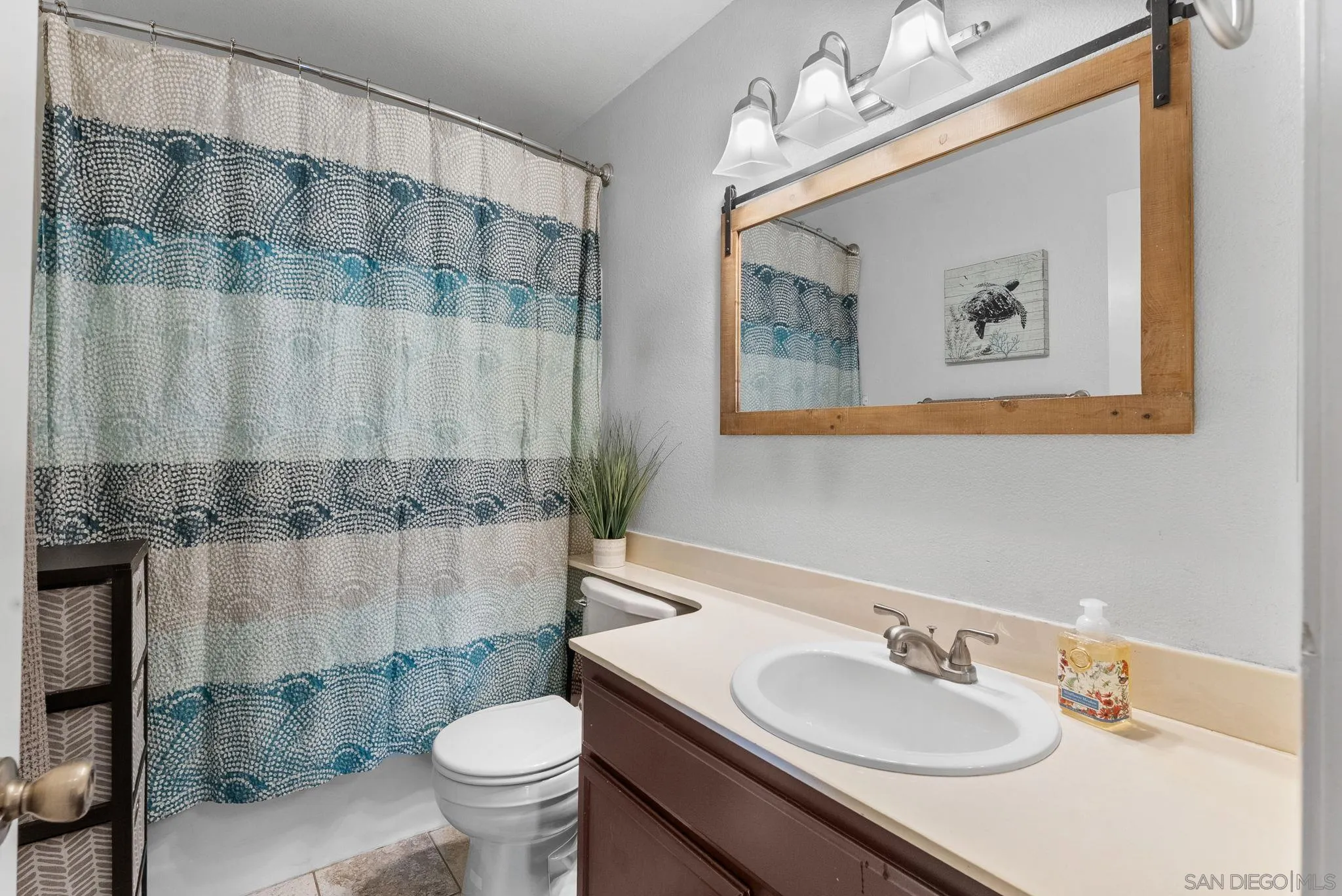 https://cdn.realtyfeed.com/cdn/127/250032367/a00e212a56351e5b0b03c449c2724bb7.webp