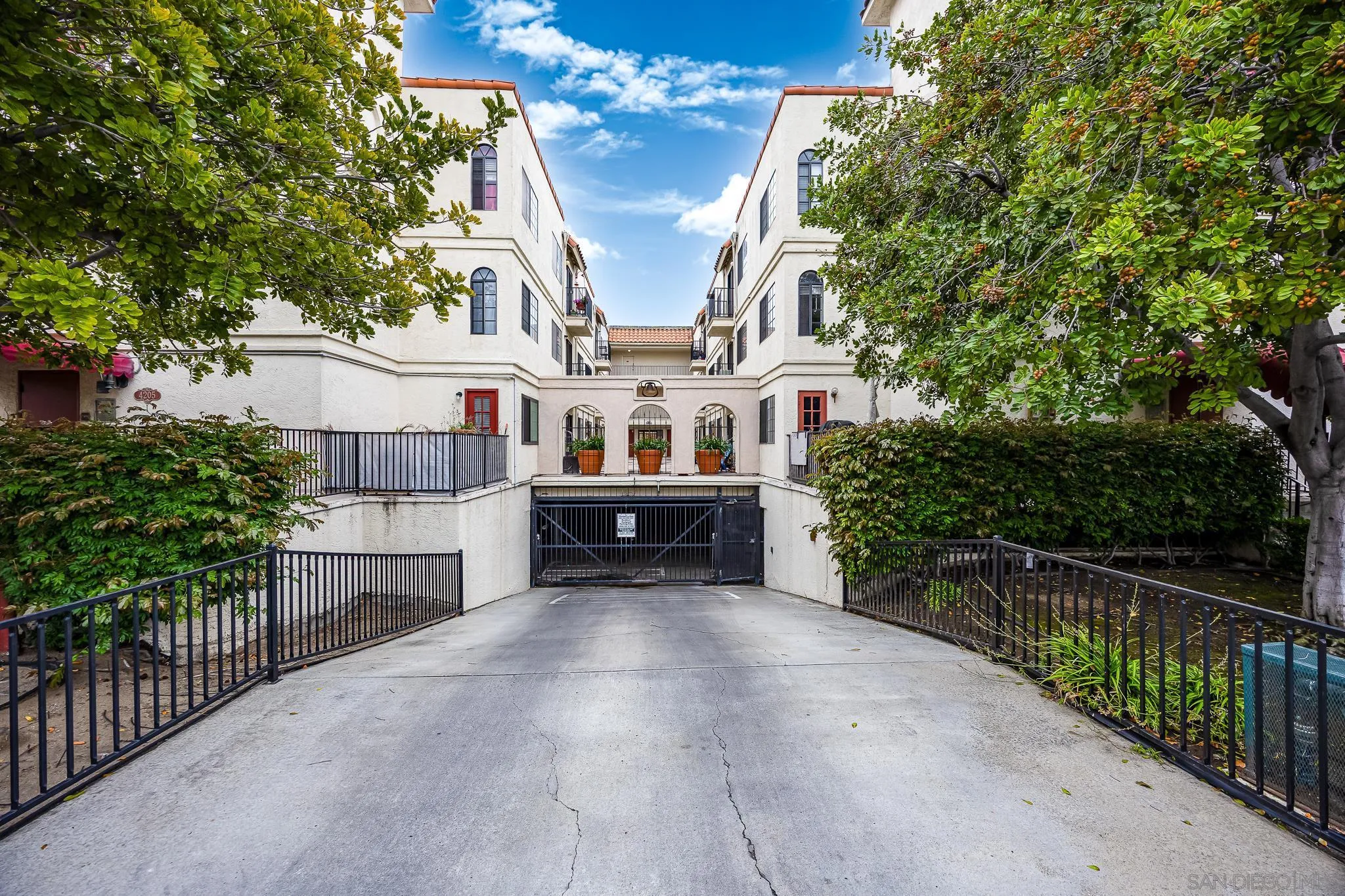 https://cdn.realtyfeed.com/cdn/127/250032368/18d6974ba3a675e7473fa5c2c6d08752.webp