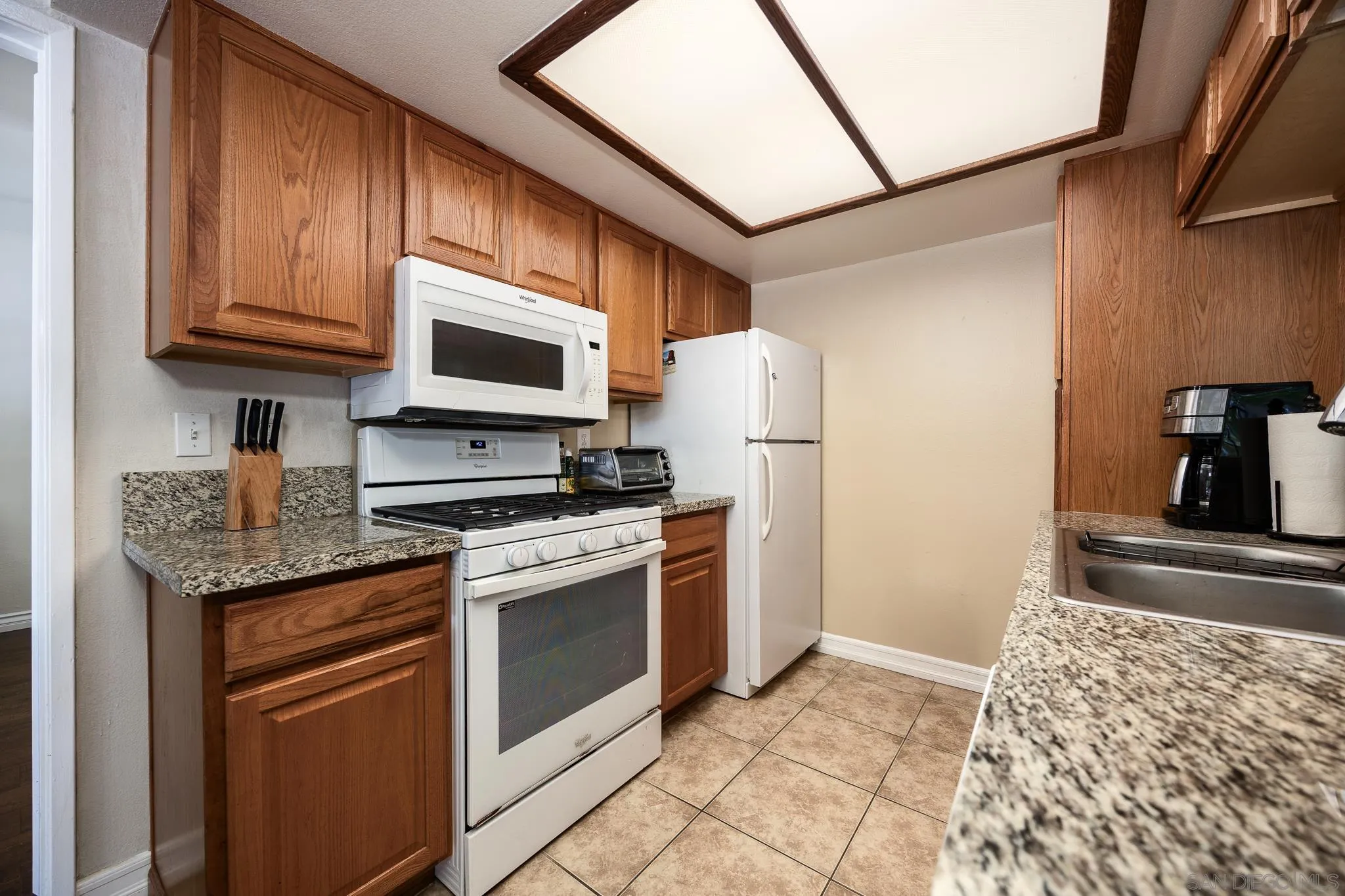 Photo #7: 250032368 Listing: Photo #7