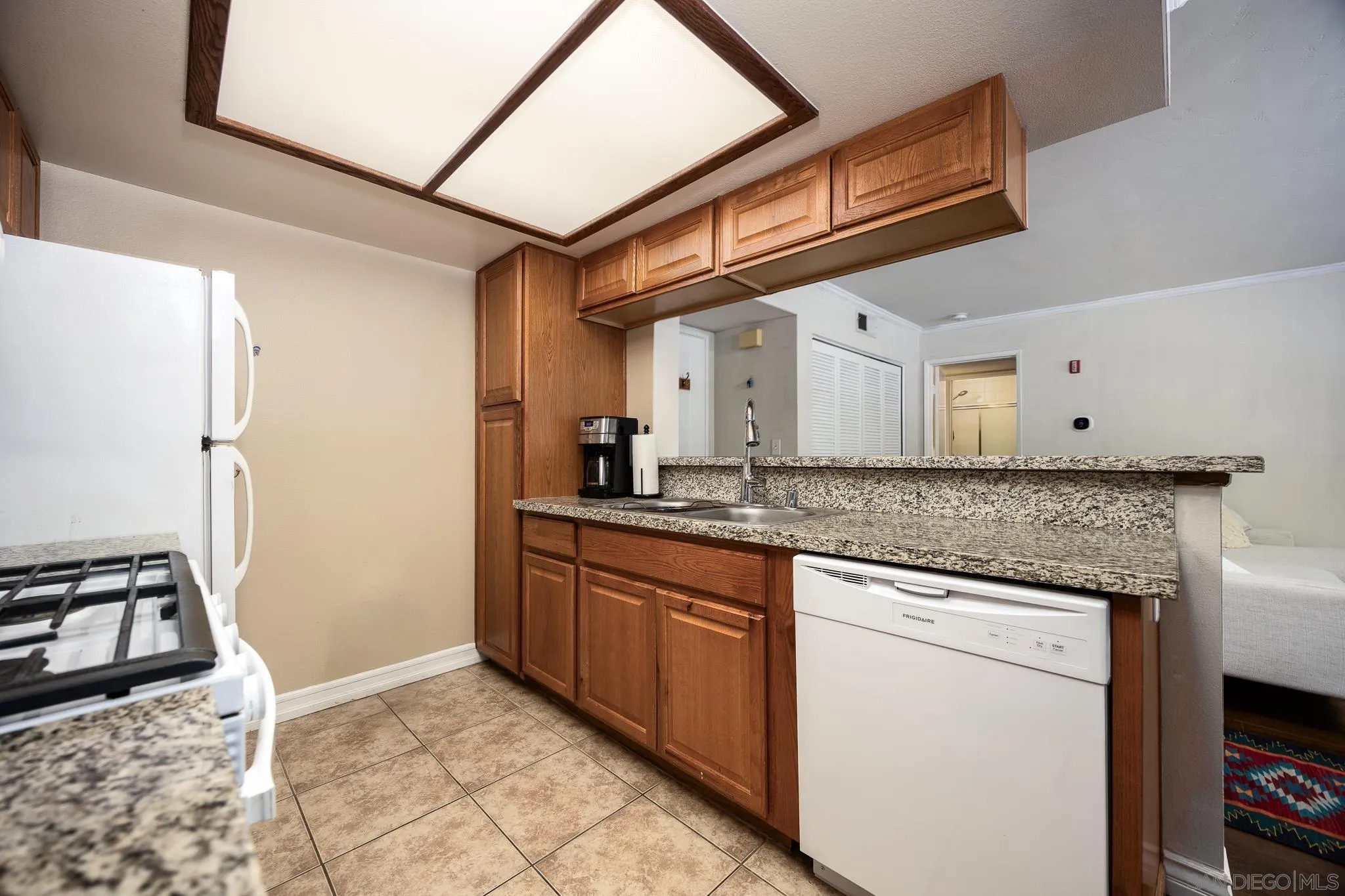 Photo #8: 250032368 Listing: Photo #8