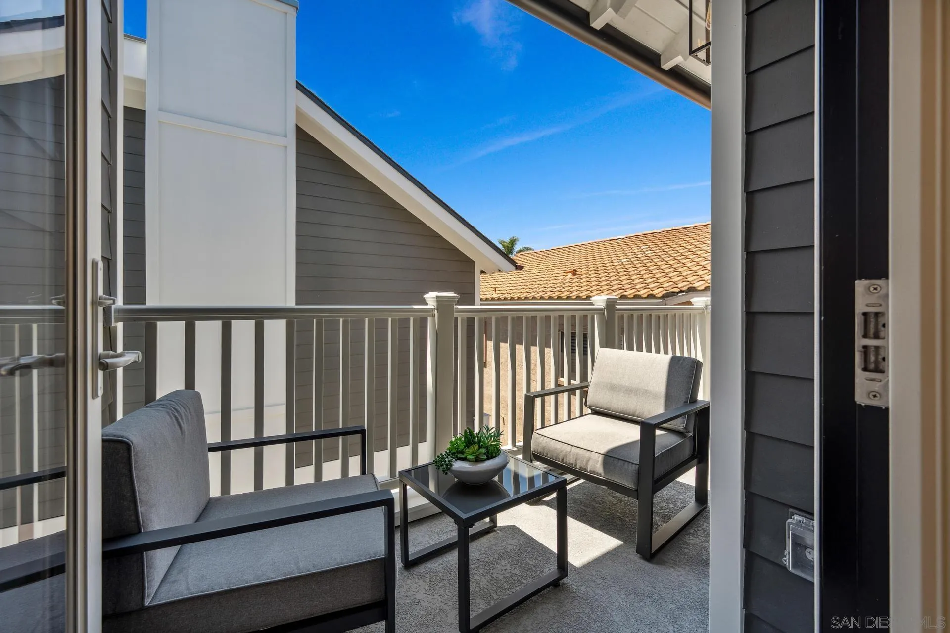 743 G Avenue
