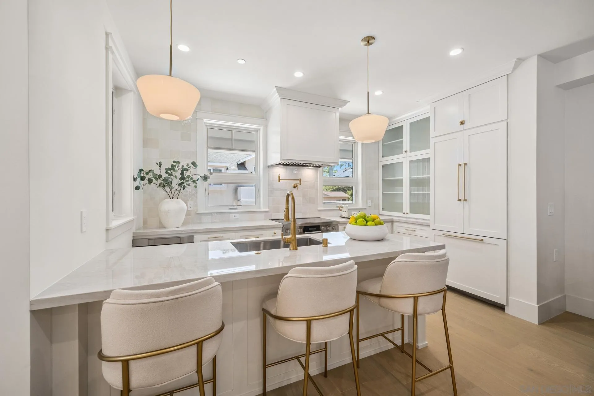 743 G Avenue