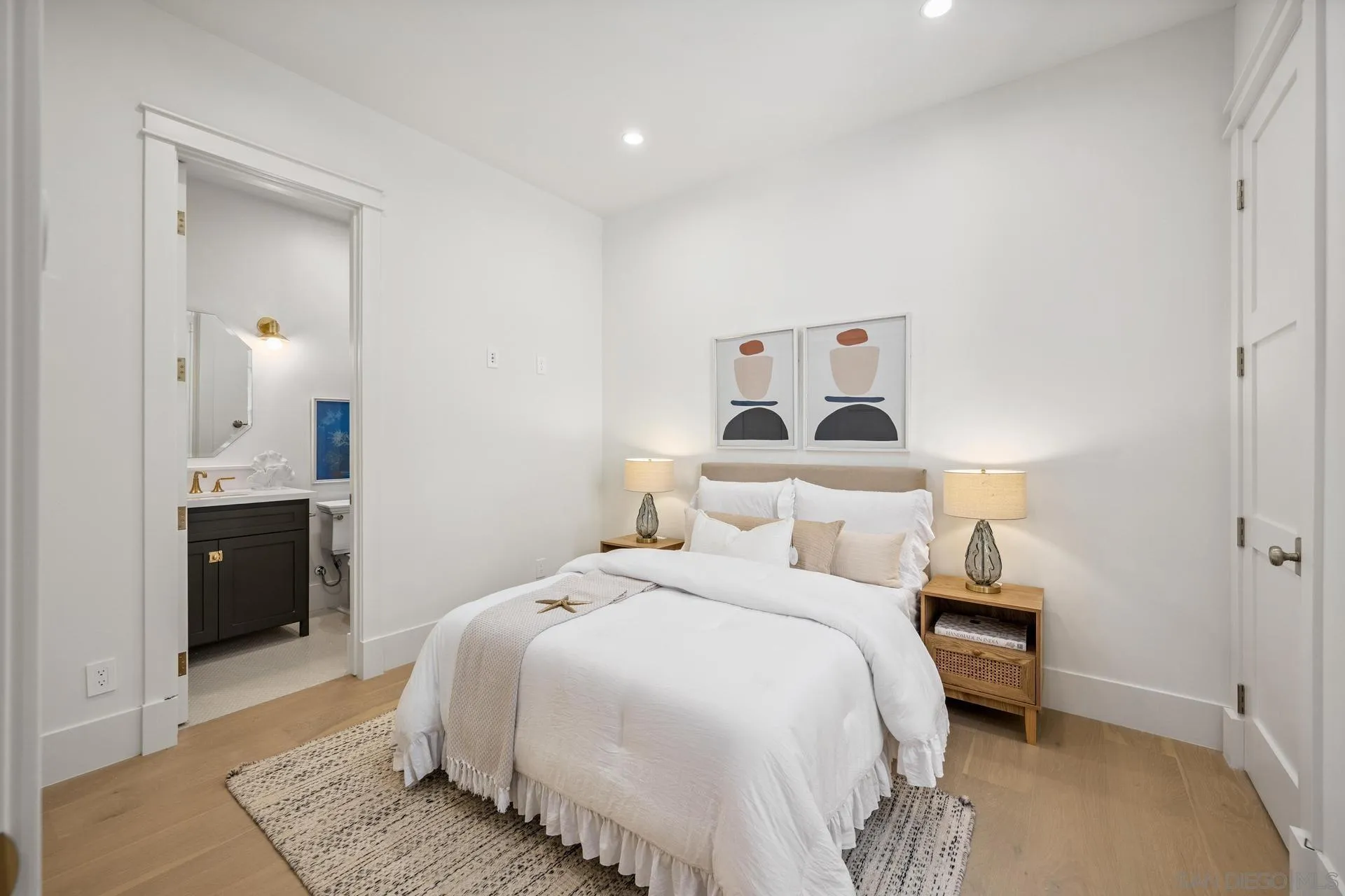 743 G Avenue