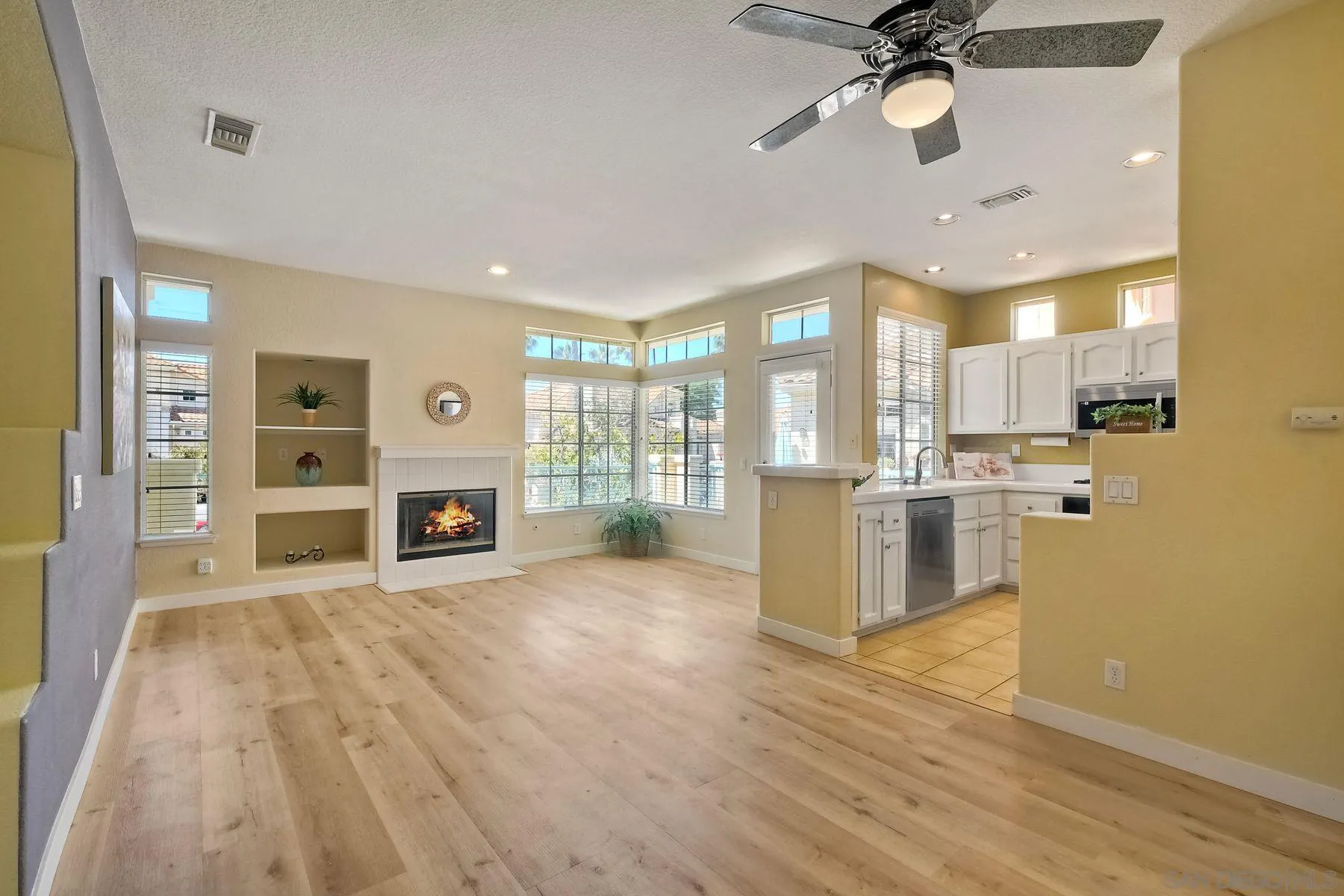 More Details about MLS # 250032386 : 12626 SPRINGBROOK DR #A UNIT A