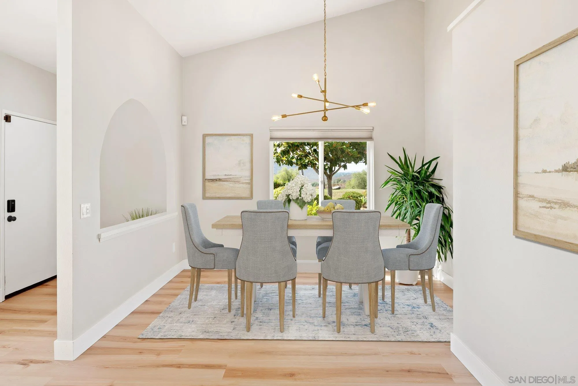 https://cdn.realtyfeed.com/cdn/127/250032392/3dd073be5a920d9ccfb65b0e2e26260f.webp