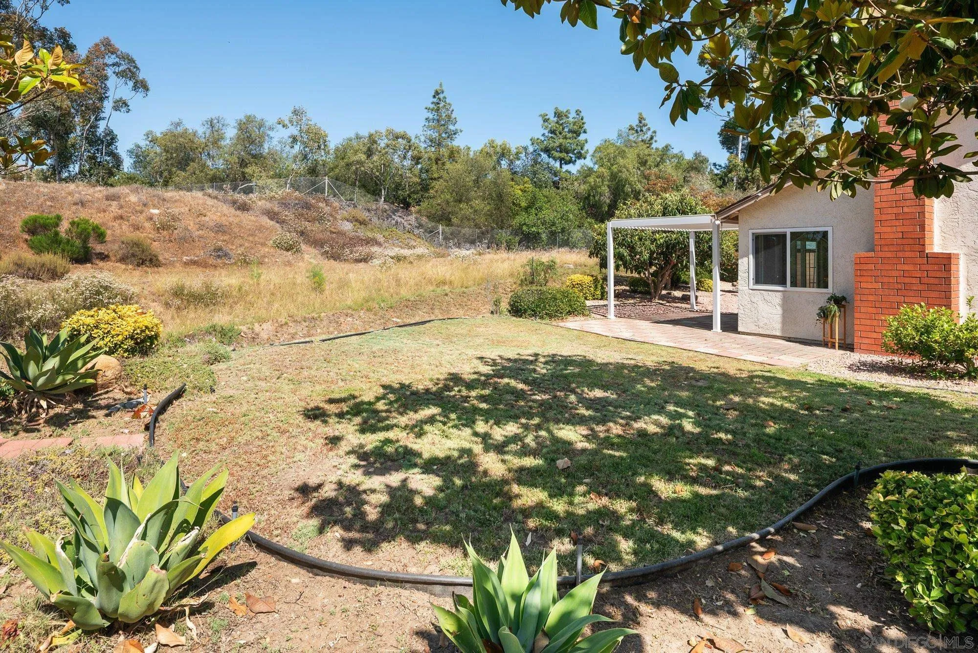 https://cdn.realtyfeed.com/cdn/127/250032392/b3462da1ce9f98e4d4da8bdf47c2d791.webp