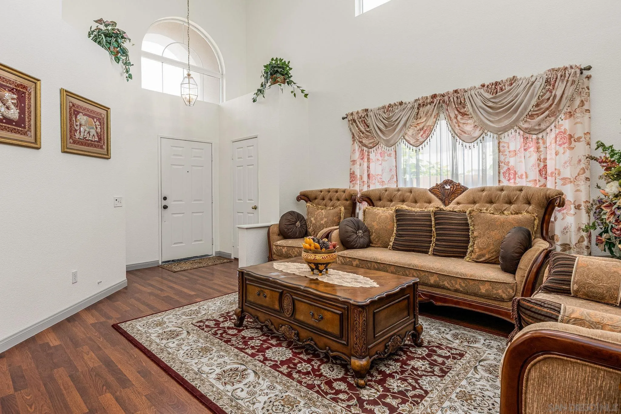 https://cdn.realtyfeed.com/cdn/127/250032405/c4f8c7d82eee3d824a291b37be3ea42c.webp
