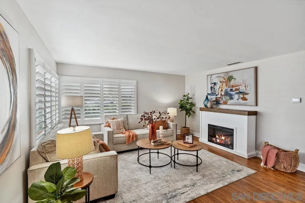 https://cdn.realtyfeed.com/cdn/127/250032475/739ed8f79552630f6a2d478e09f9680c.webp
