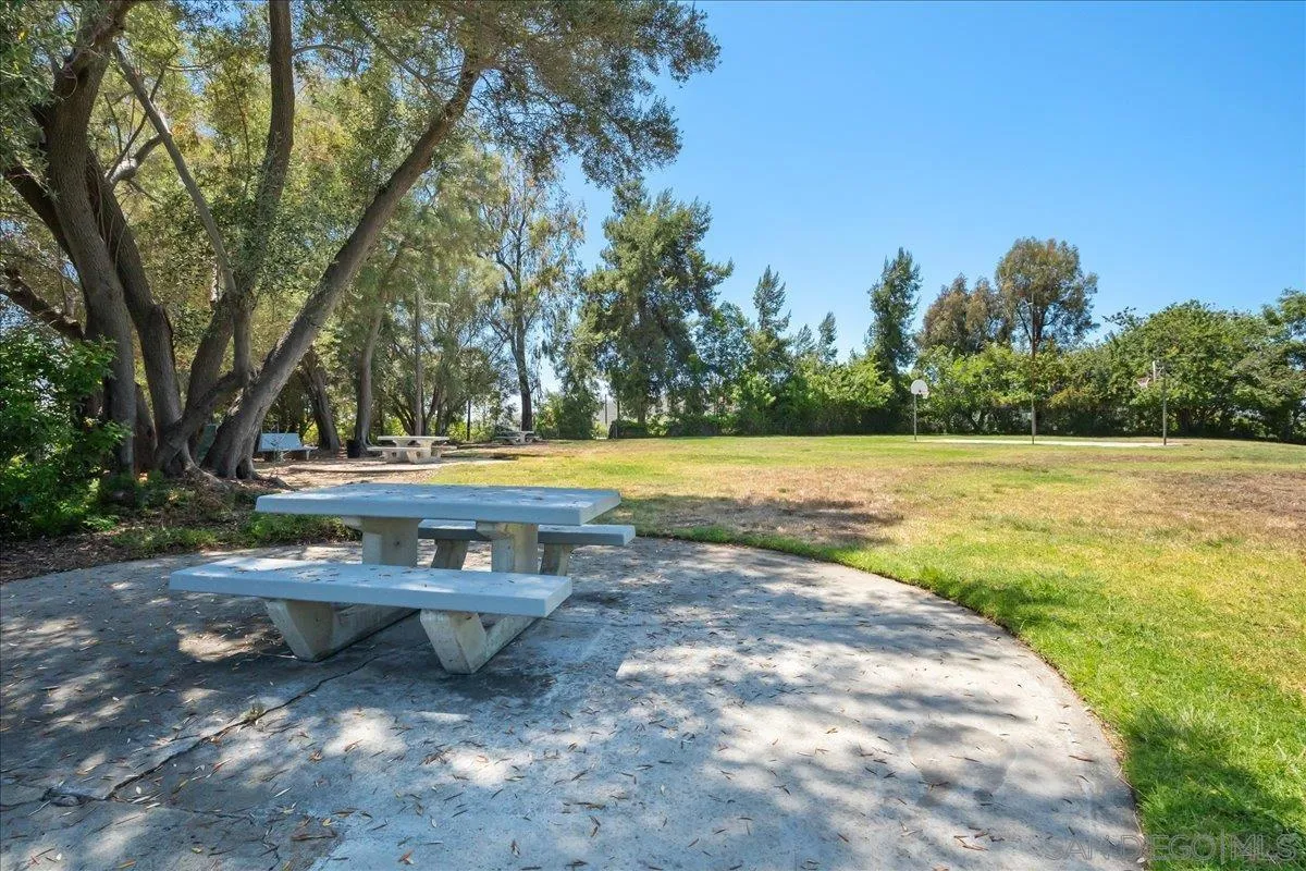 https://cdn.realtyfeed.com/cdn/127/250032492/22d7a7286cc0d16bd780b883d04dfb7e.webp