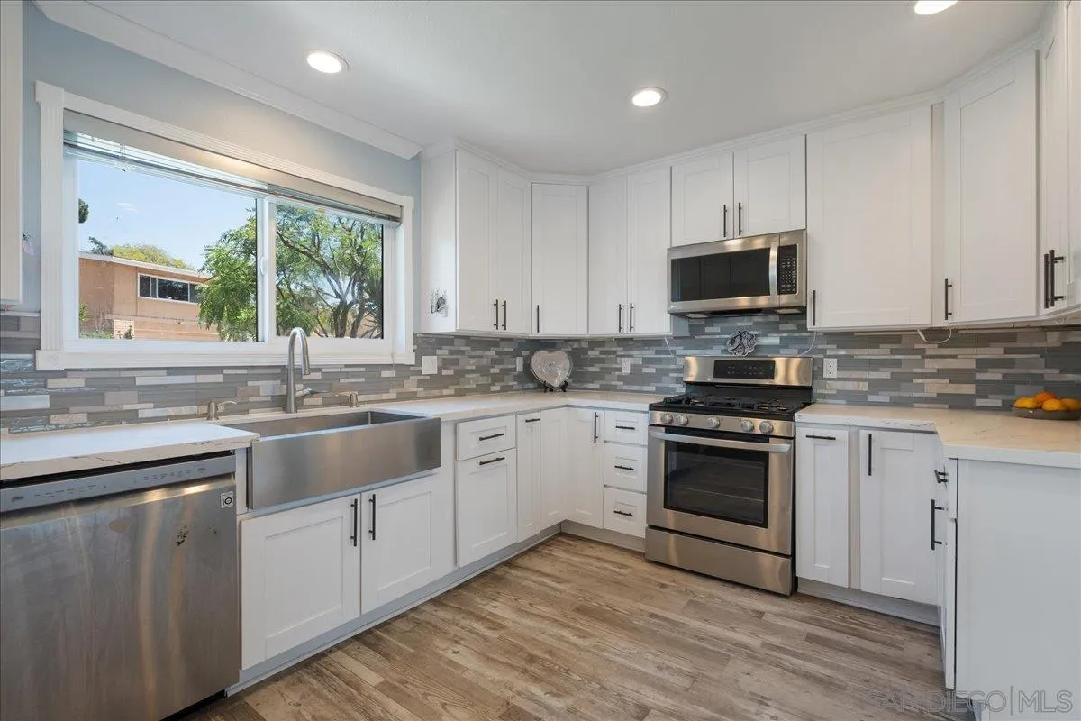 https://cdn.realtyfeed.com/cdn/127/250032492/e54b2a73bb985583adee869dce7d970b.webp
