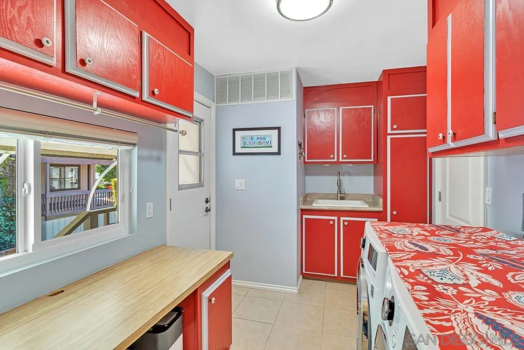 https://cdn.realtyfeed.com/cdn/127/250032508/05a30ae48569db4d0e8122df0695cf1c.webp