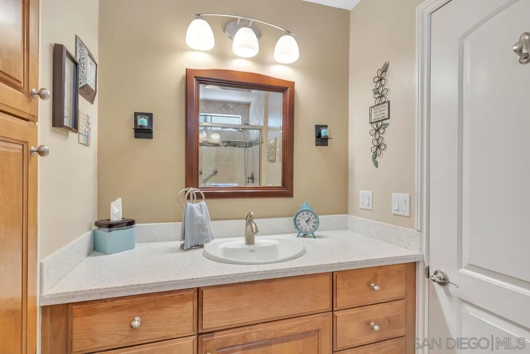 https://cdn.realtyfeed.com/cdn/127/250032508/17f57c9c384fcf7d9a8db9ab06033e96.webp