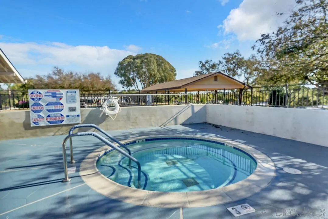 https://cdn.realtyfeed.com/cdn/127/250032508/1ae1cb5bc24e2b32a1b4f0b2c299c1d2.webp