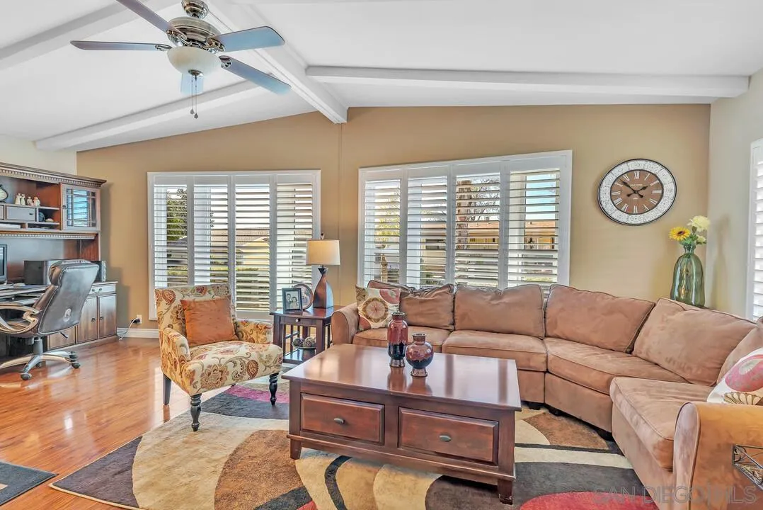 https://cdn.realtyfeed.com/cdn/127/250032508/5e017946206e17e395d57ffe00675d3d.webp