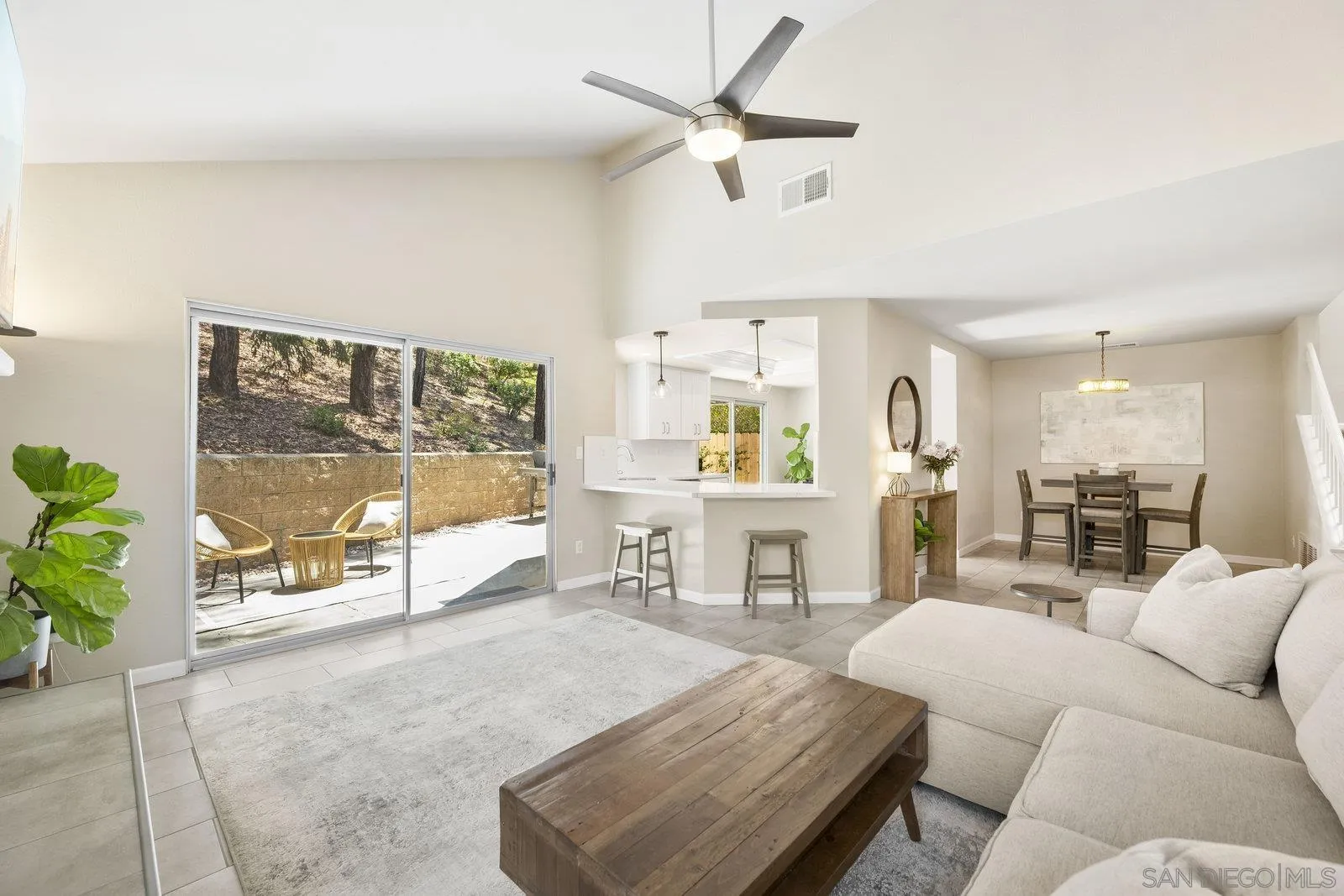 Photo #5: 250032515 Listing 