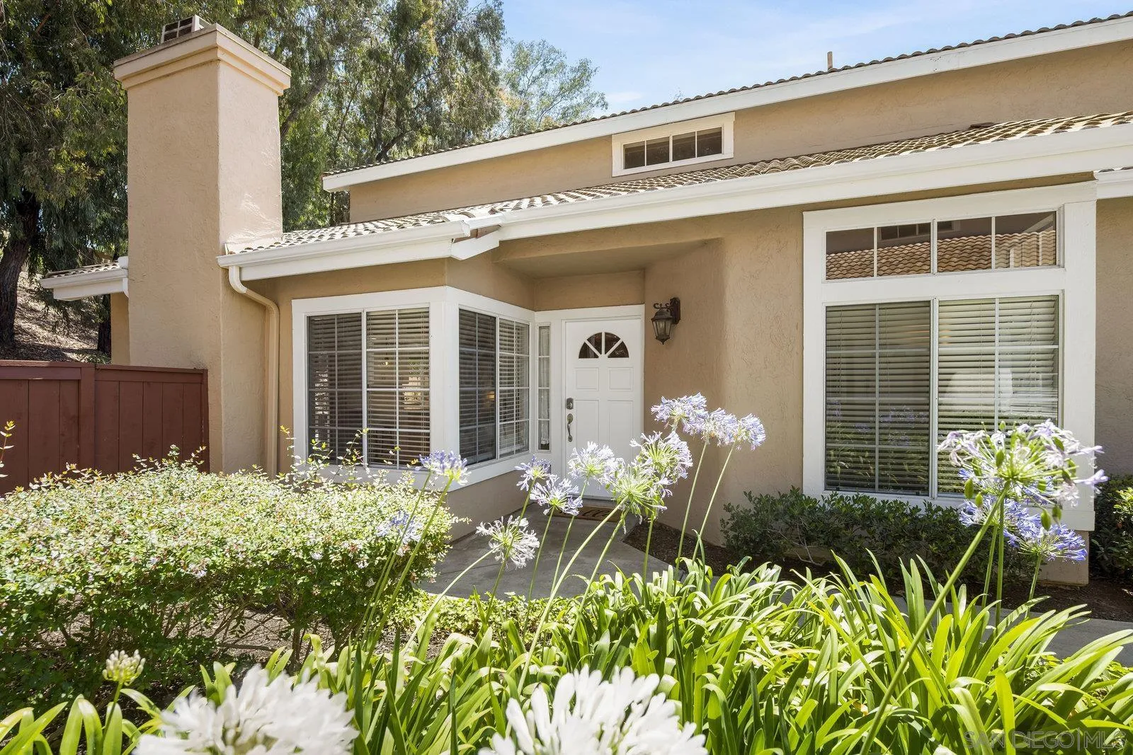 Photo #2: 250032515 Listing 