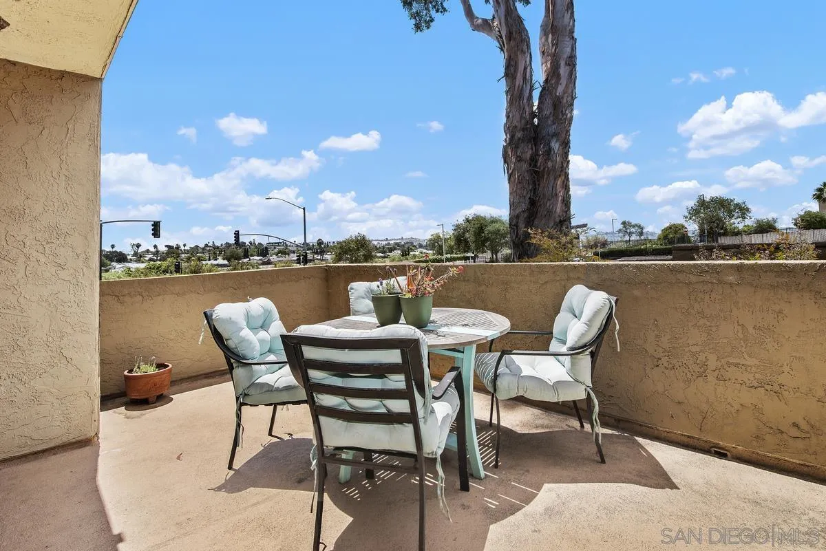 Photo #3: 250032528 Listing: Photo #3