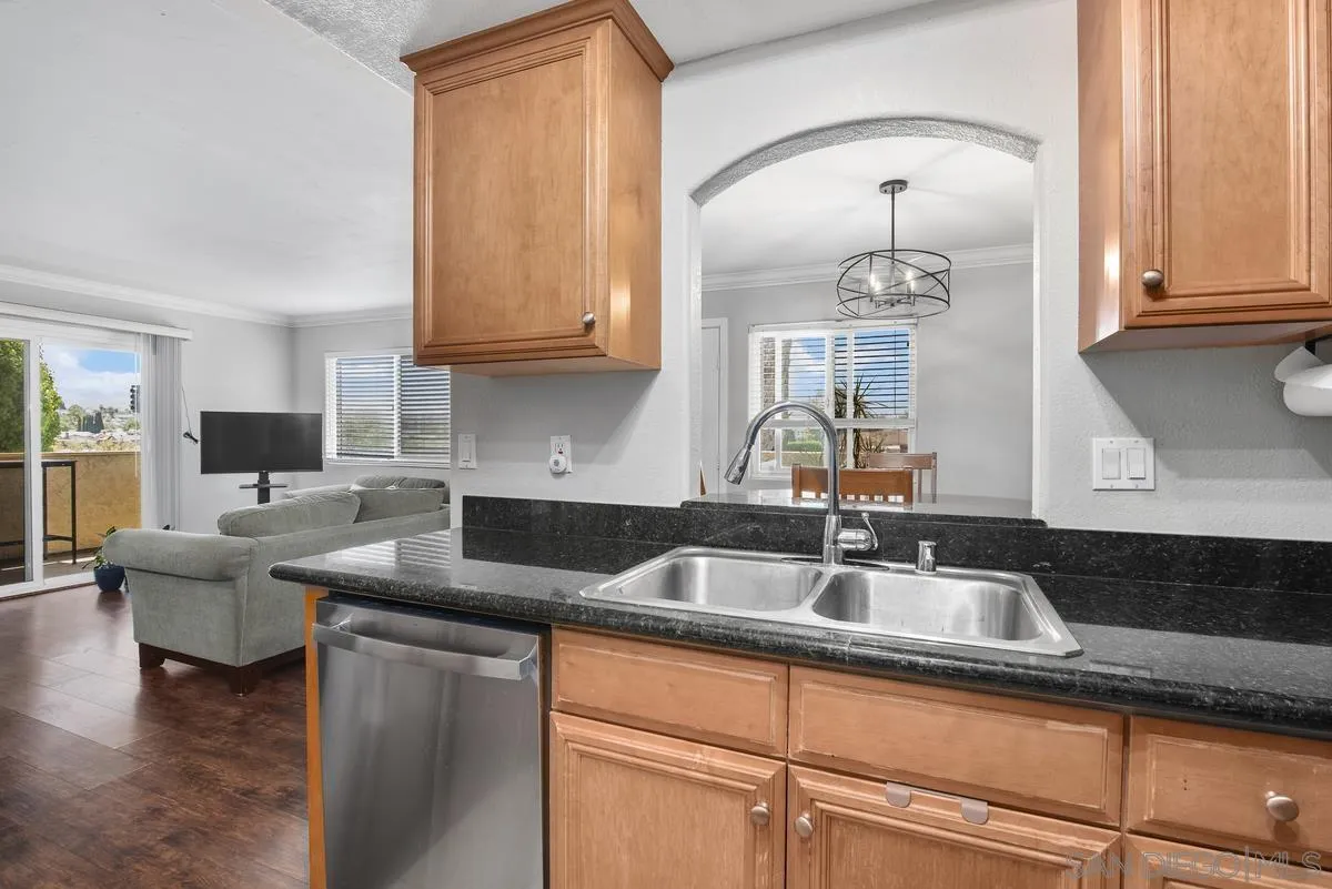 Photo #7: 250032528 Listing: Photo #7