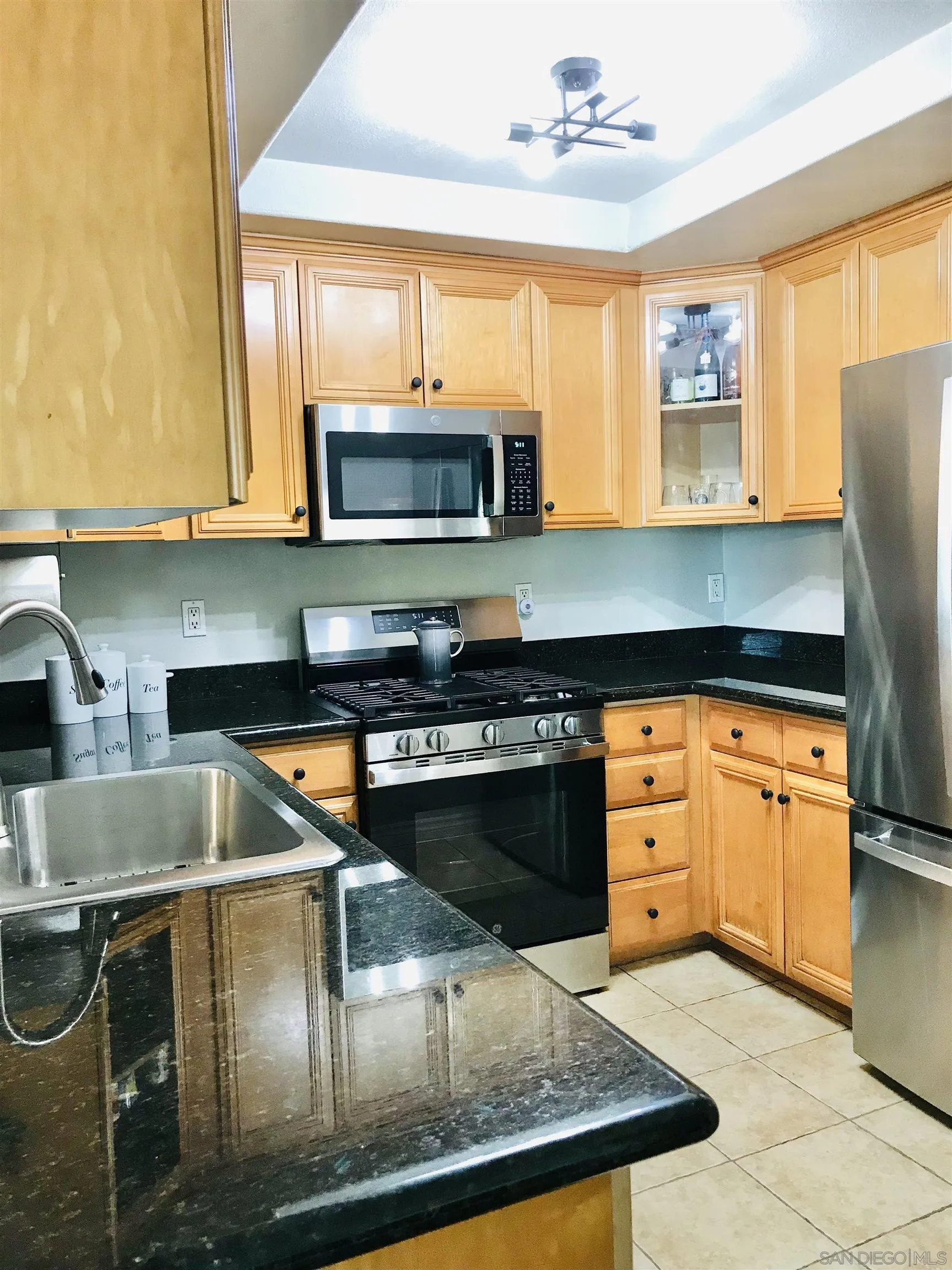 Photo #8: 250032528 Listing: Photo #8