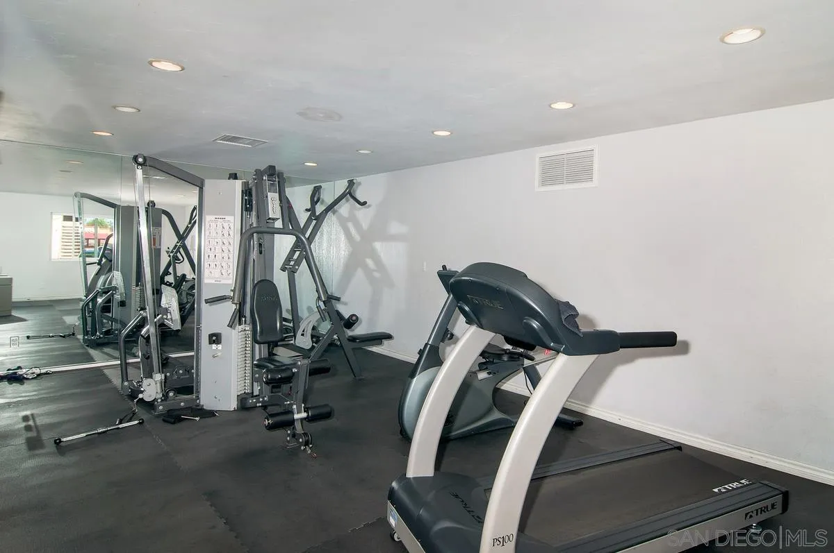 https://cdn.realtyfeed.com/cdn/127/250032528/9ed0575cdb12470c2b861b5bd702d7b8.webp