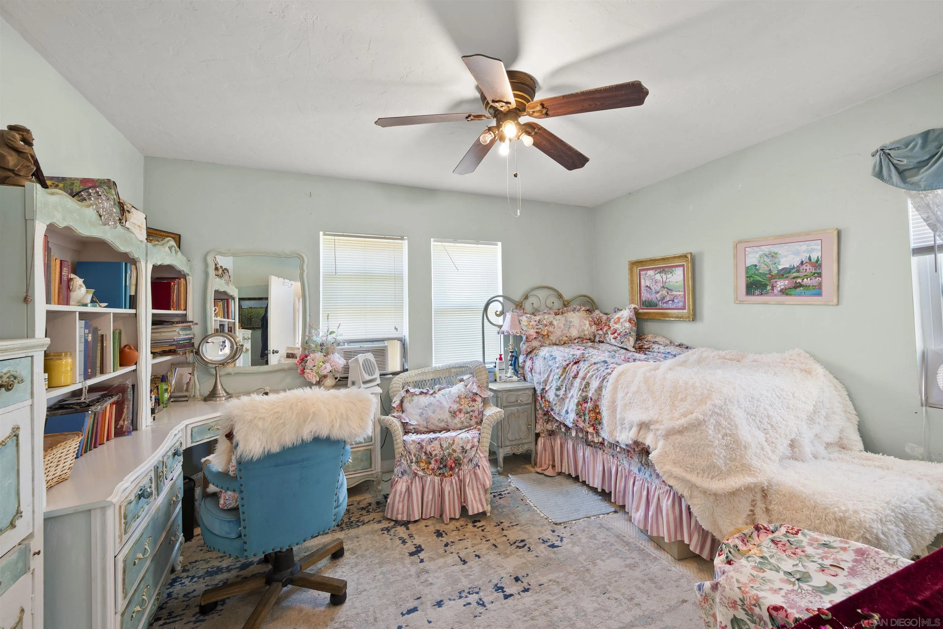 https://cdn.realtyfeed.com/cdn/127/250032533/3ae67ebdb3010e97c84fec1802c91ad7.webp